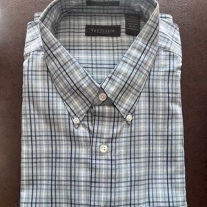 Van Heusen Wrinkle Free/Stain Free XL - brand new with tags